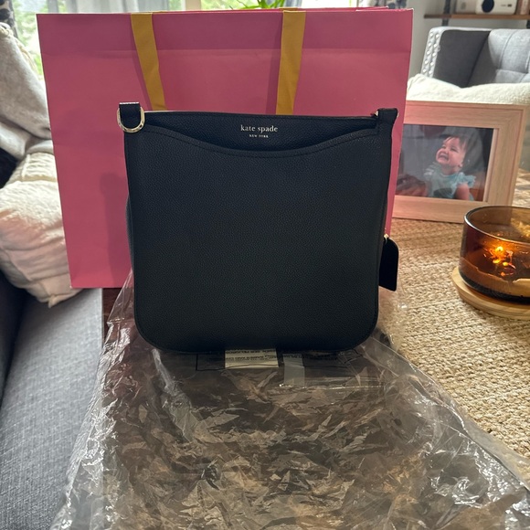 kate spade Handbags - Kate Spade Elegant Black crossbody Bag